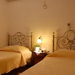 Anatoli Labreon بيت ضيافة 4*