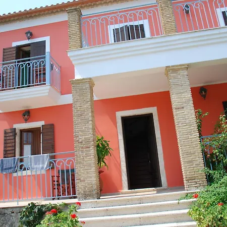 Anatoli Labreon 4*
