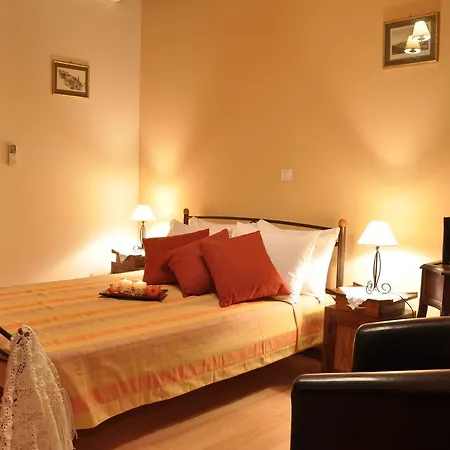 Anatoli Labreon 게스트하우스 4*