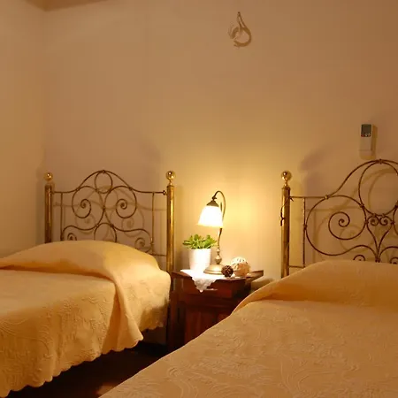 Anatoli Labreon Guest house 3*