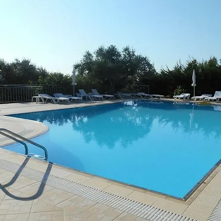 Affittacamere Anatoli Labreon 3*