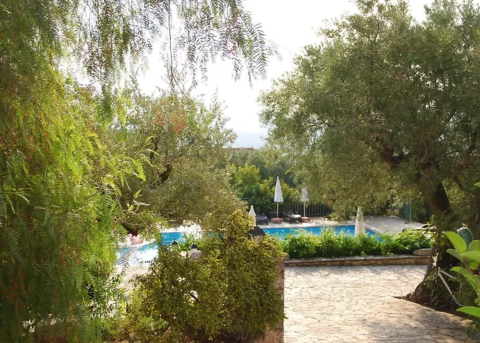 Anatoli Labreon 4*