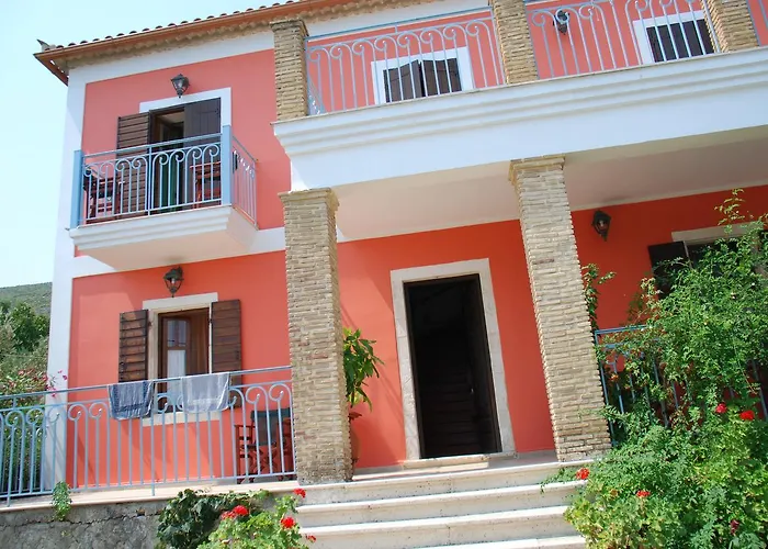 Anatoli Labreon 4*